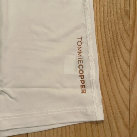 Tommie Copper Women’s CZ short sleeve V Neck t shirt white - Picture 4 of 6